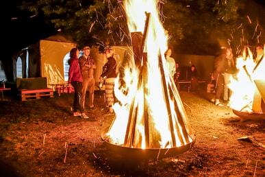DAS FEUER WEITERGEBEN &ndash; BEGEISTERT VON DER N&Auml;CHSTEN GENERATION